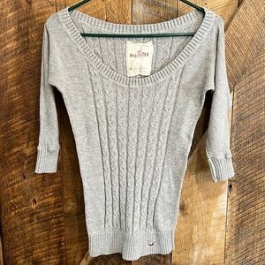 Hollister sweater 3/4 sleeves